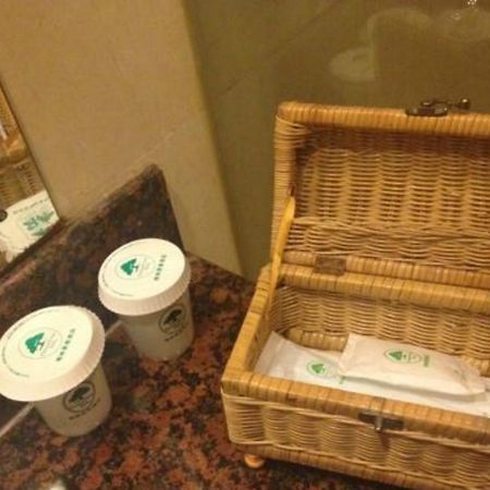 Greentree Inn Hebei Qinhuangdao Peace Avenue Express Hotel Esterno foto